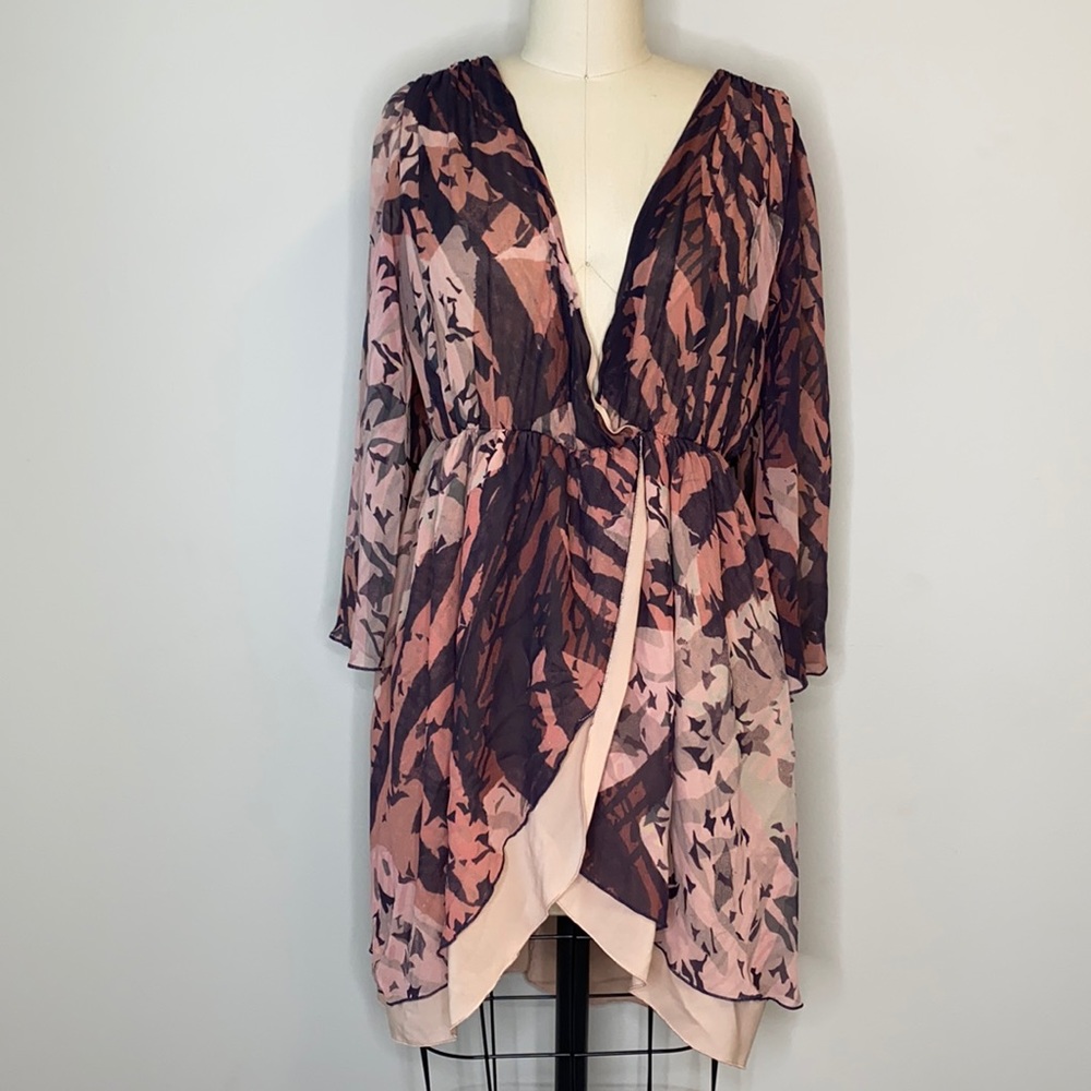 Alice + Olivia Purple & Pink V-Neck Airy Dress